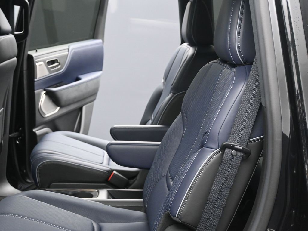 New 2026 INFINITI QX80 4WD image 22