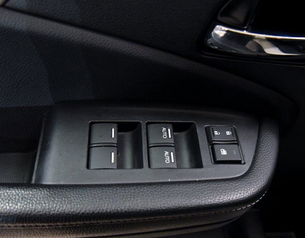 Used 2017 Honda Ridgeline RTL image 4