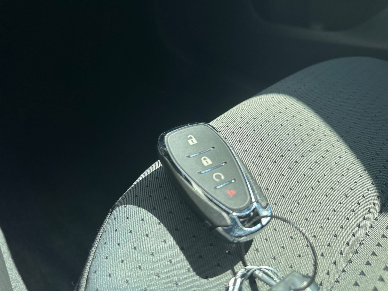 Used 2025 Chevrolet Trax LT image 21