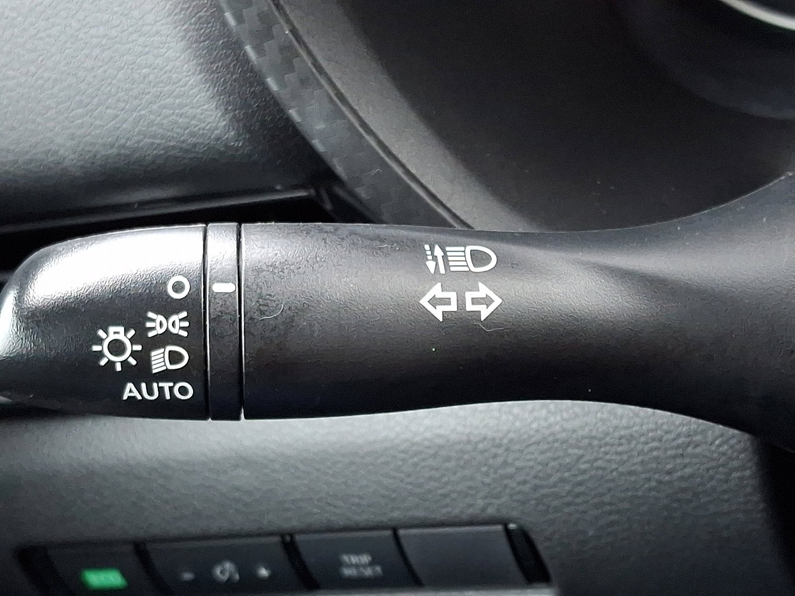 Used 2021 Nissan Sentra SV image 25