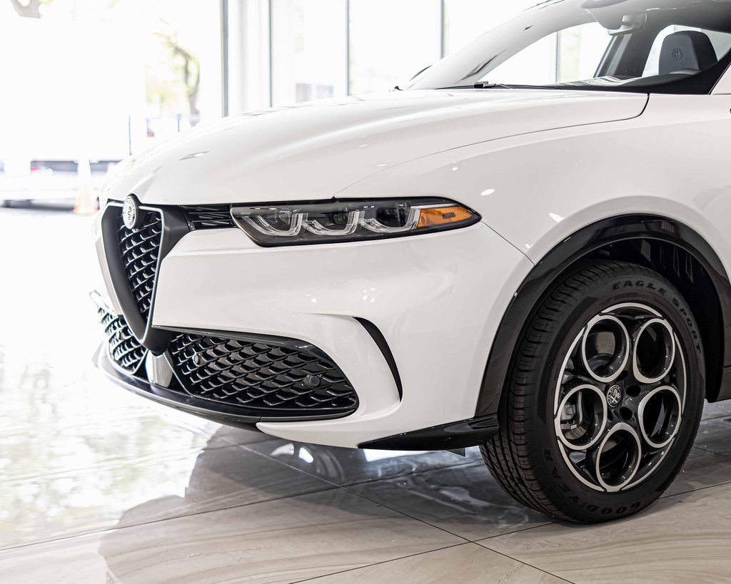 New 2025 Alfa Romeo Tonale image 4