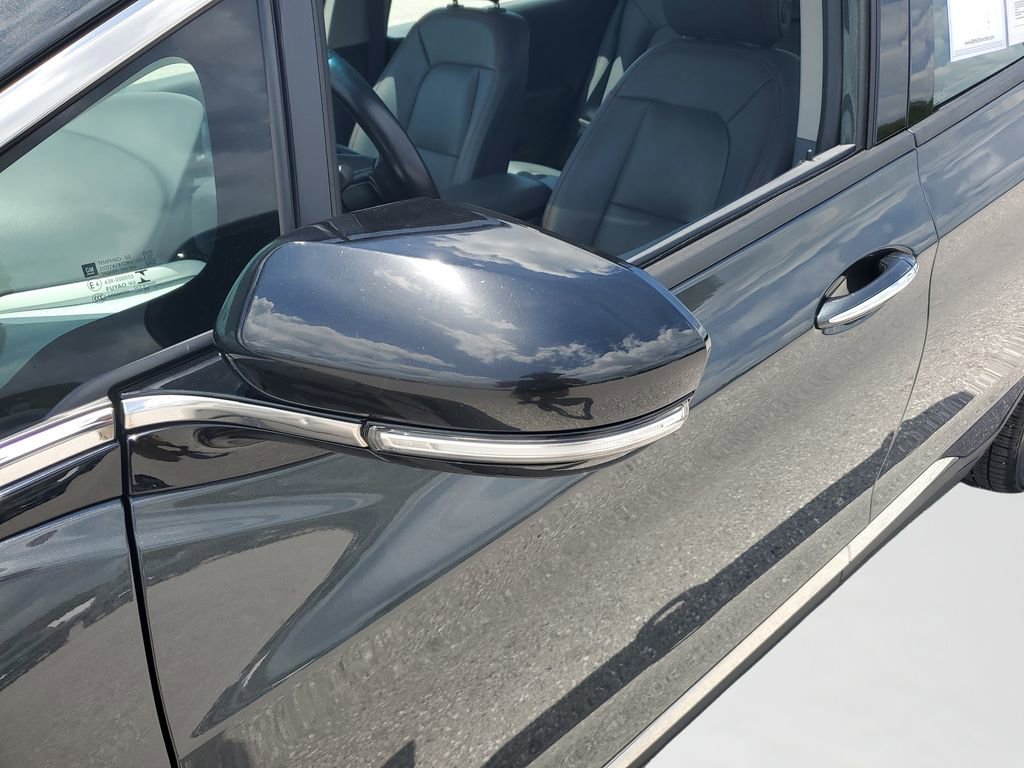 Used 2020 Chevrolet Bolt Premier w/ Infotainment Package image 26