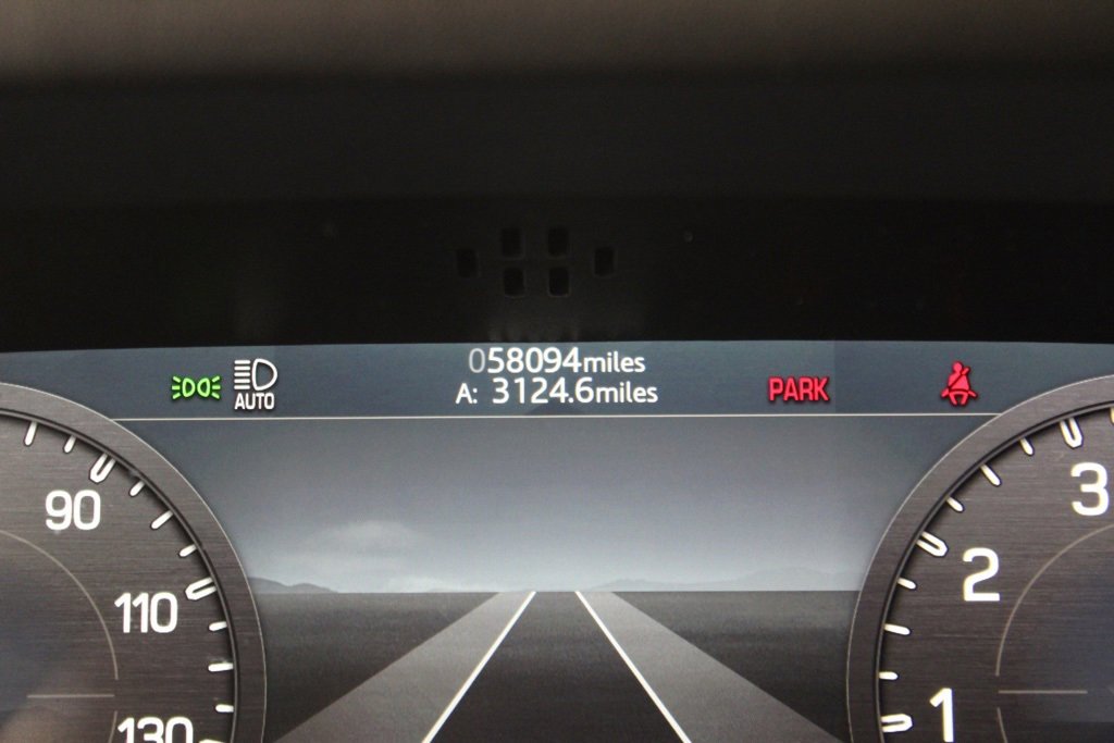 Used 2022 Land Rover Defender 110 XS Edition image 24