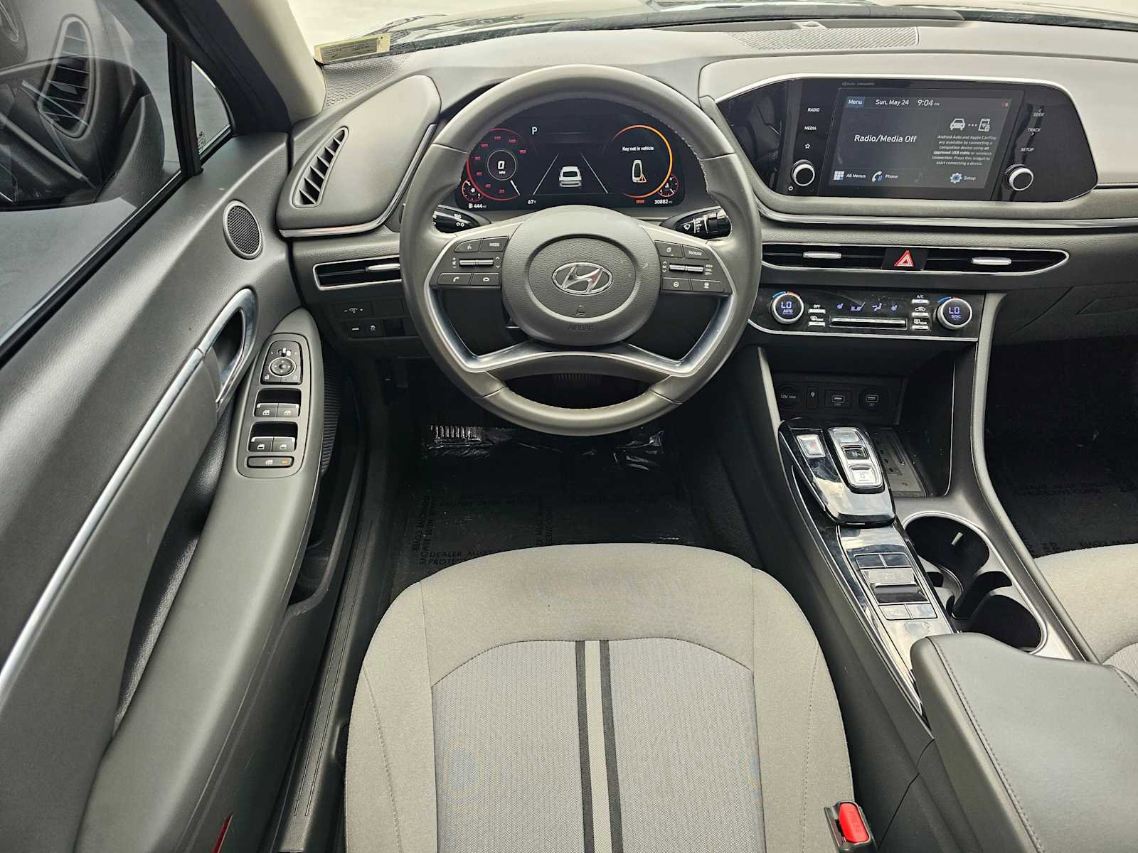 Used 2021 Hyundai Sonata SEL w/ Convenience Package FWD image 12