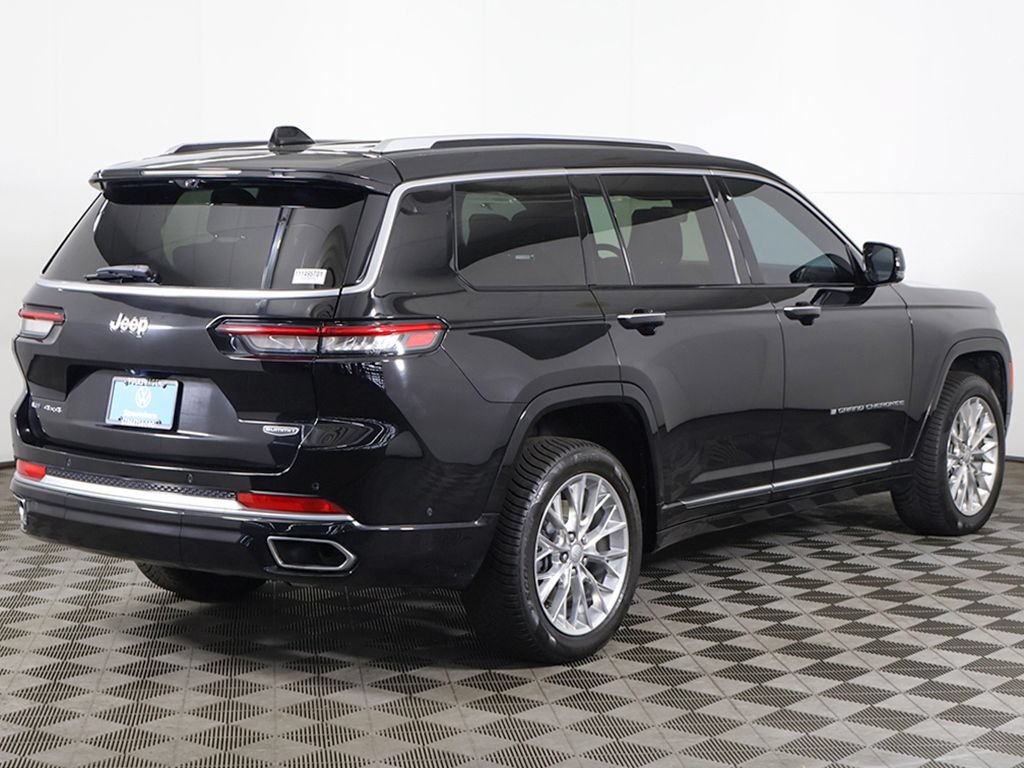 Used 2021 Jeep Grand Cherokee L Summit w/ Advanced Protech Group IV AWD/4WD image 17