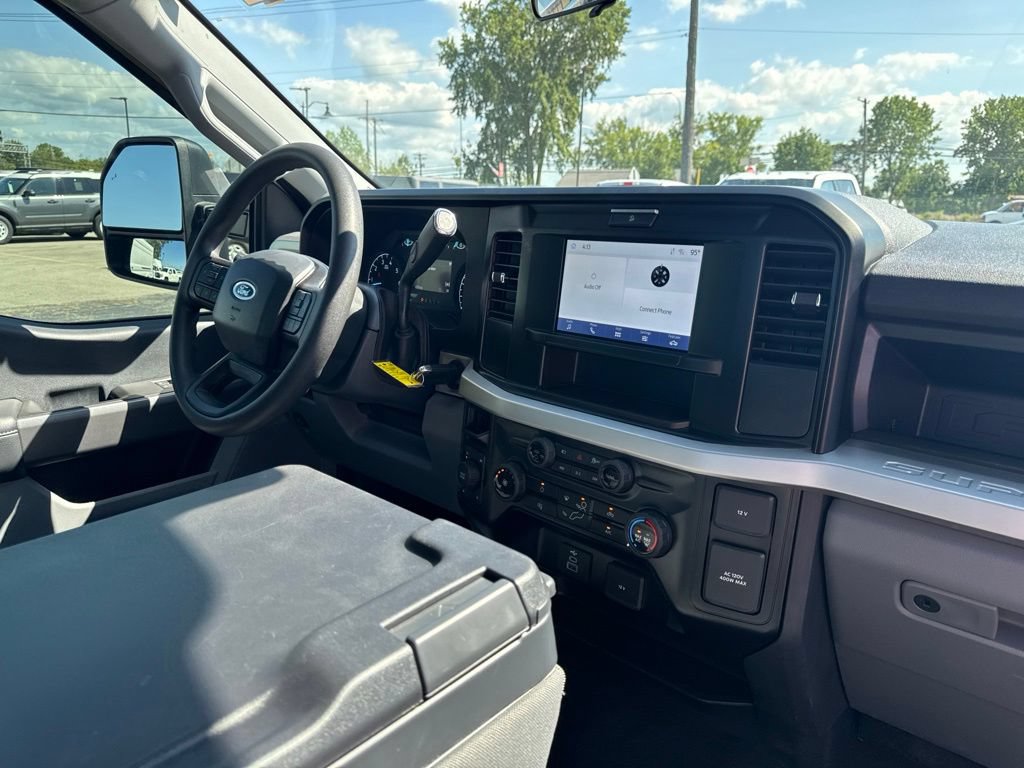 Used 2025 Ford F250 XL w/ STX Appearance Package AWD/4WD image 30