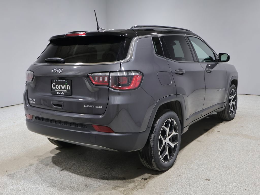 Used 2024 Jeep Compass Limited image 3