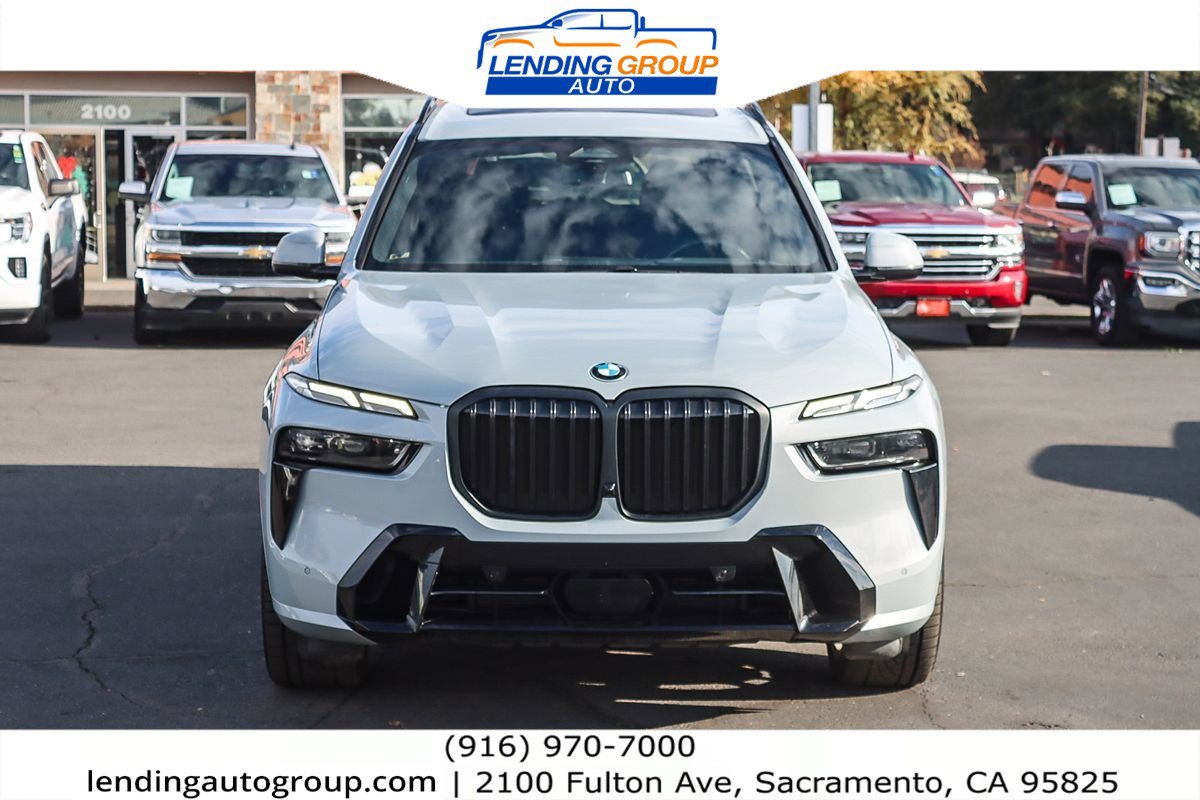 Used 2023 BMW X7 xDrive40i w/ M Sport Package image 6