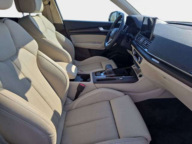 Used 2023 Audi Q5 2.0T Premium Plus image 12