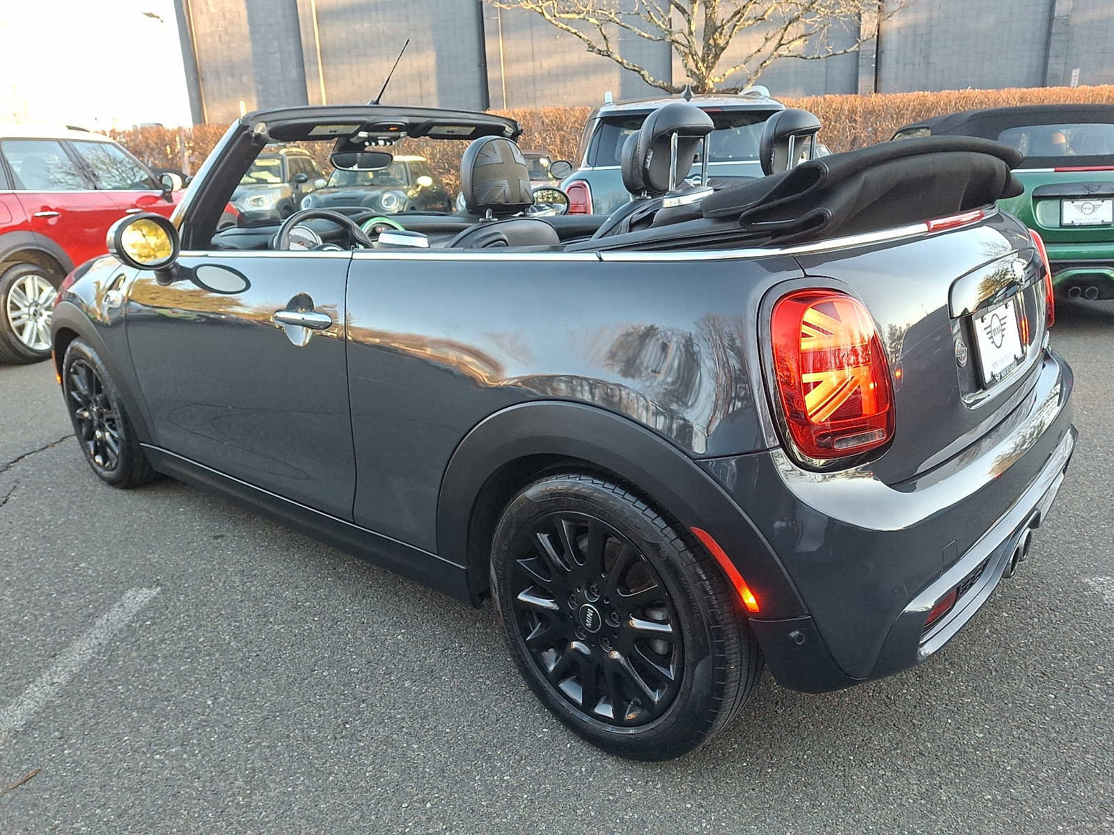 Used 2019 MINI Cooper S image 6