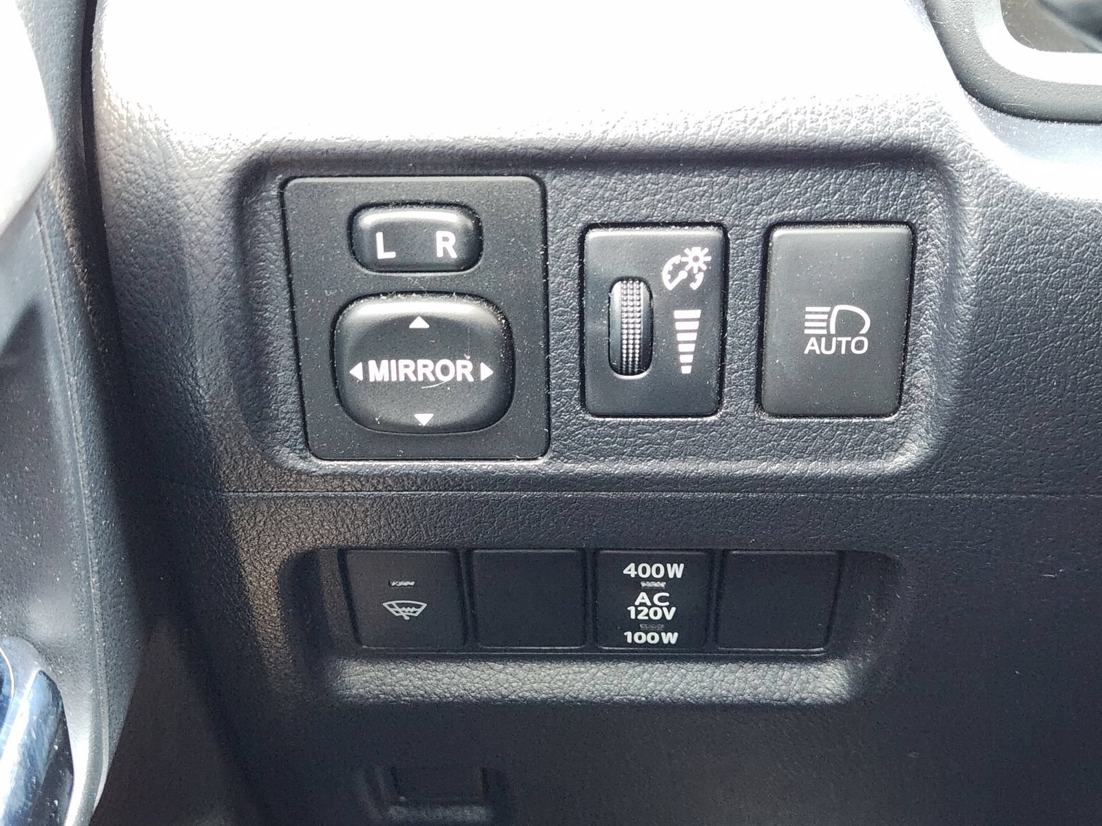 Used 2021 Toyota 4Runner Limited AWD/4WD image 26