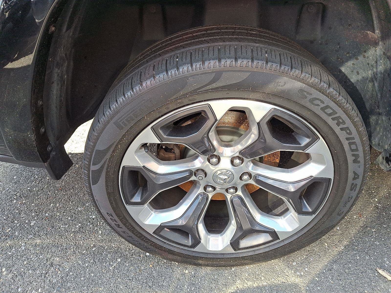 Used 2019 RAM 1500 Limited image 6