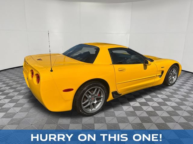 Used 2004 Chevrolet Corvette Z06 w/ Memory Package RWD image 5