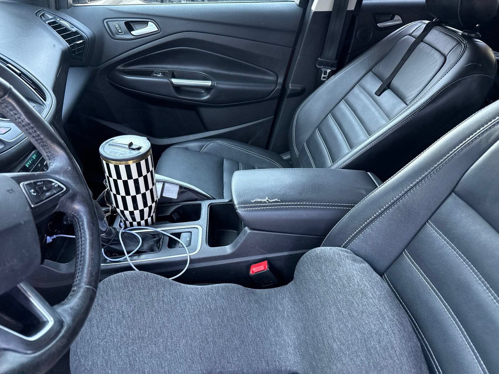 Used 2019 Ford Escape Titanium FWD image 13