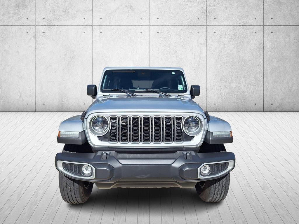 Used 2024 Jeep Wrangler Sahara image 8