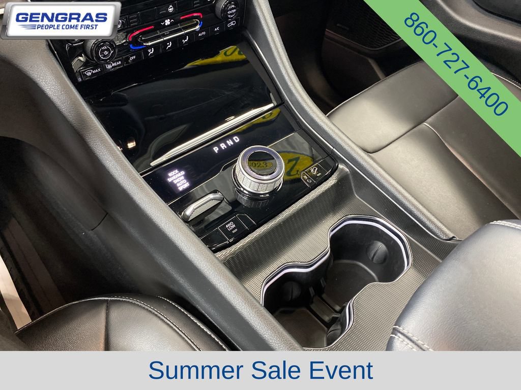 Used 2023 Jeep Grand Cherokee 4WD 4xe image 16