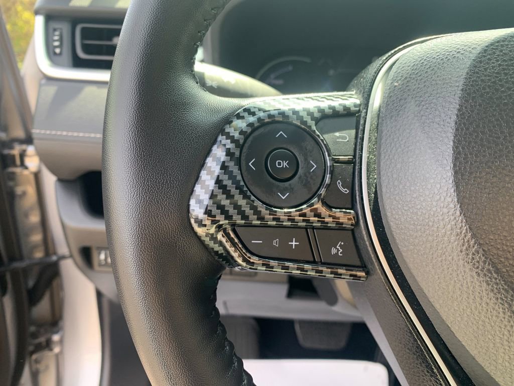 Used 2025 Toyota RAV4 XLE w/ Convenience Package image 29