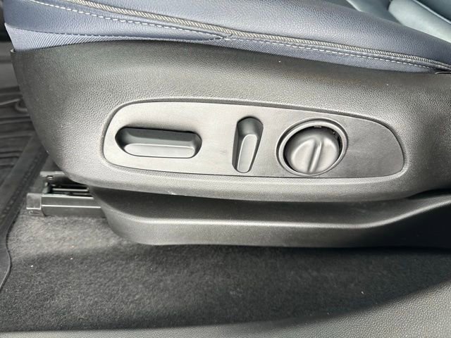 Used 2022 Chevrolet Bolt EUV Premier w/ Super Cruise Package image 24