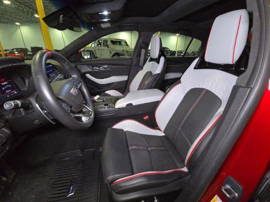 Used 2023 Cadillac CT5 V Blackwing w/ Carbon Fiber Package 2 RWD image 7