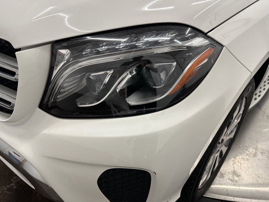 Used 2018 Mercedes-Benz GLS 450 4MATIC image 34