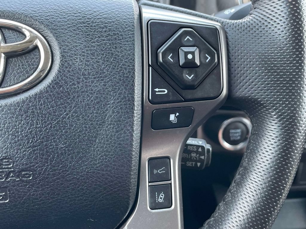 Used 2023 Toyota Tacoma SR5 AWD/4WD image 25