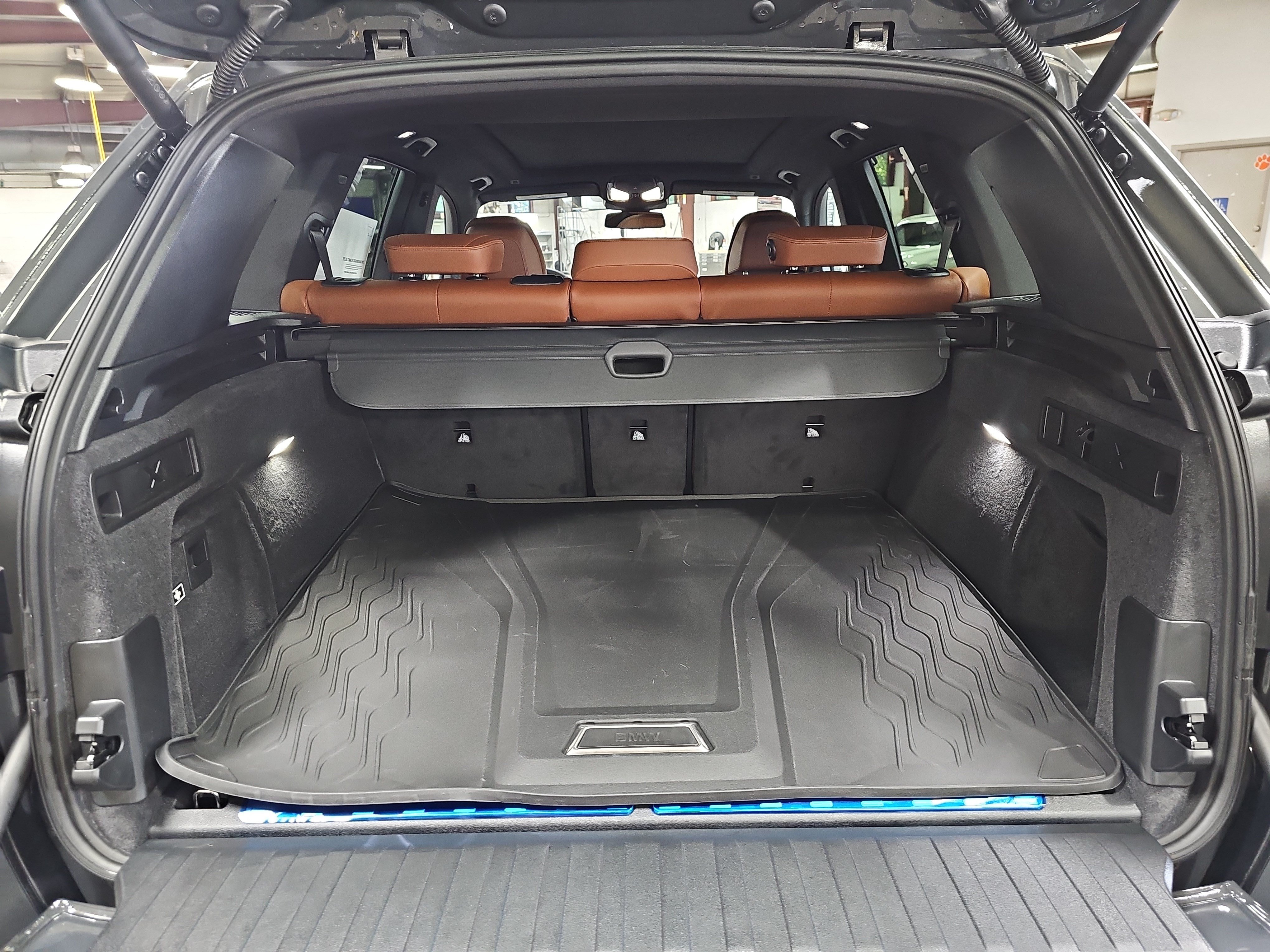 New 2026 BMW X5 xDrive50e w/ Executive Package AWD/4WD image 13