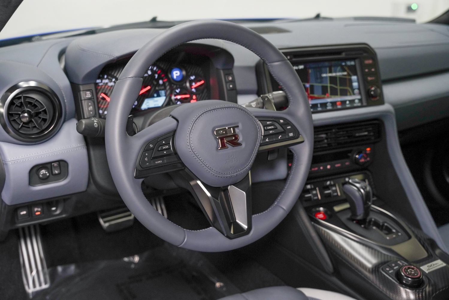 Used 2020 Nissan GT-R Premium AWD/4WD image 42