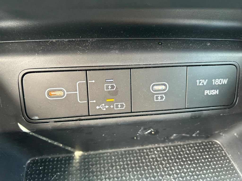 Used 2026 Hyundai Santa Cruz SE AWD/4WD image 16