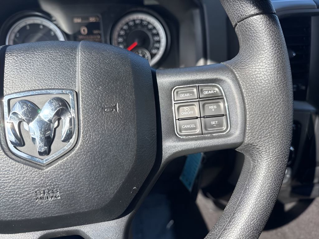 Used 2017 RAM 1500 Classic SLT image 14