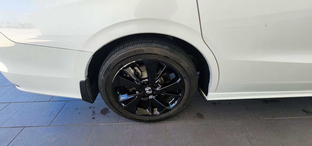 Used 2024 Honda Odyssey Sport image 23