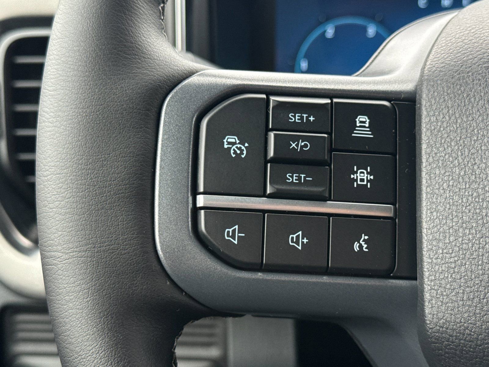 New 2026 Ford F250 Lariat w/ Black Appearance Package AWD/4WD image 27