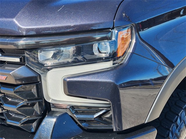 Used 2023 Chevrolet Silverado 1500 ZR2 w/ Technology Package image 10