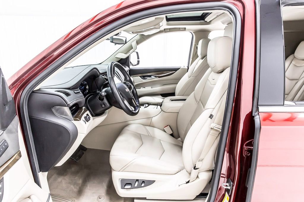 Used 2020 Cadillac Escalade Premium Luxury image 29