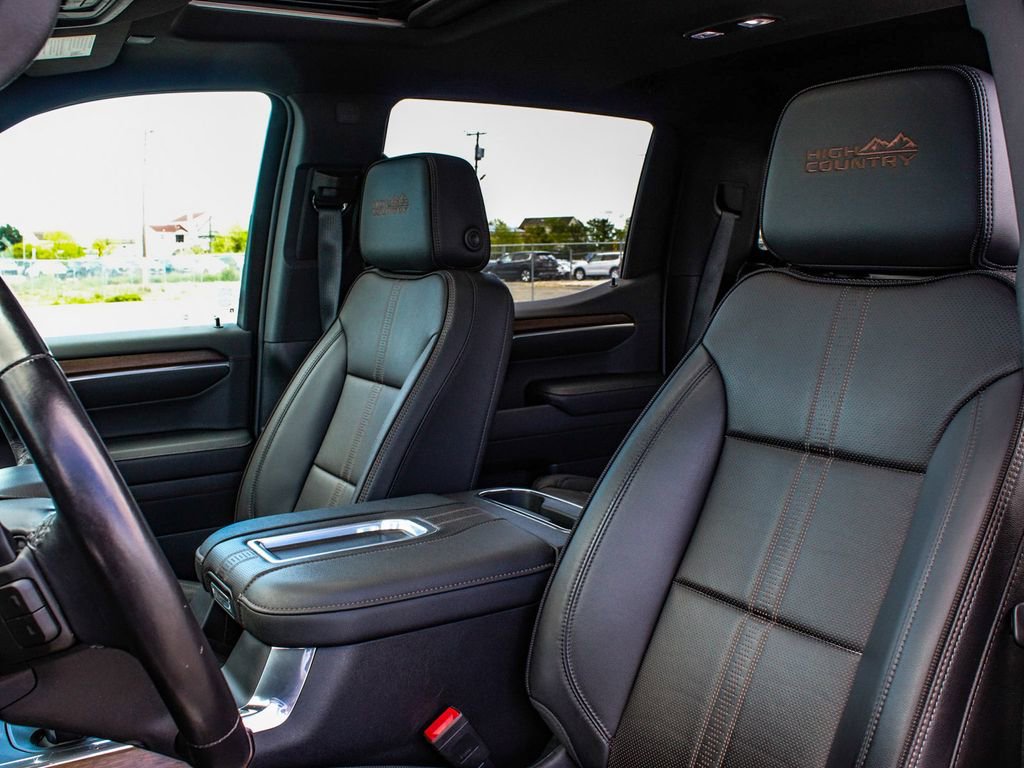 Used 2022 Chevrolet Silverado 1500 High Country w/ High Country Premium Package AWD/4WD image 31