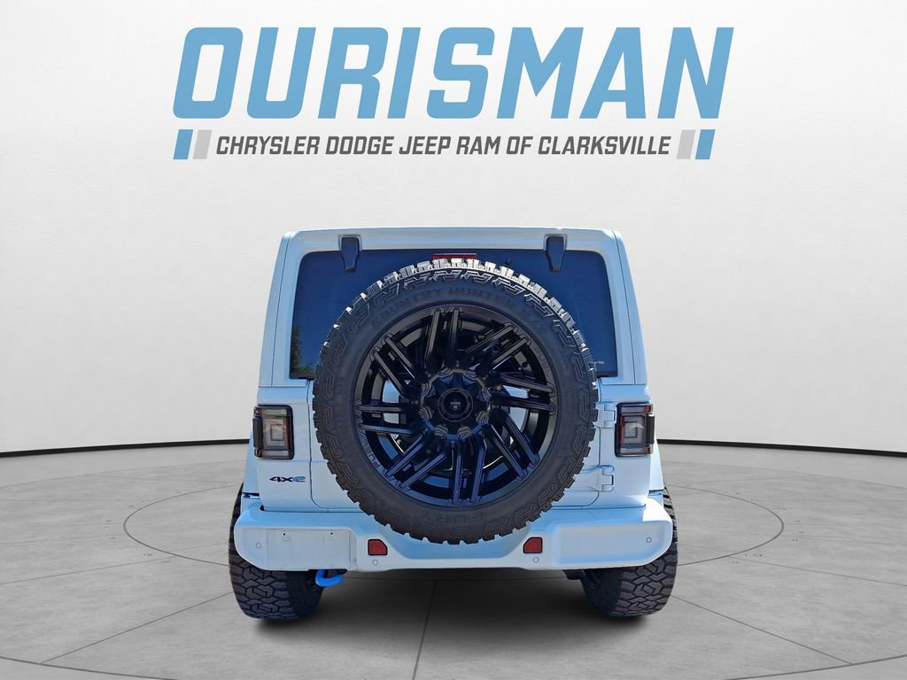 Used 2021 Jeep Wrangler Unlimited Sahara AWD/4WD image 5