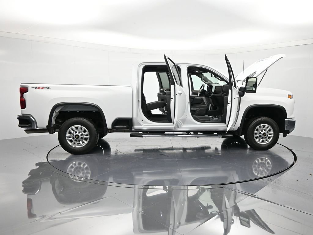 Certified 2025 Chevrolet Silverado 2500 LT w/ Convenience Package image 49