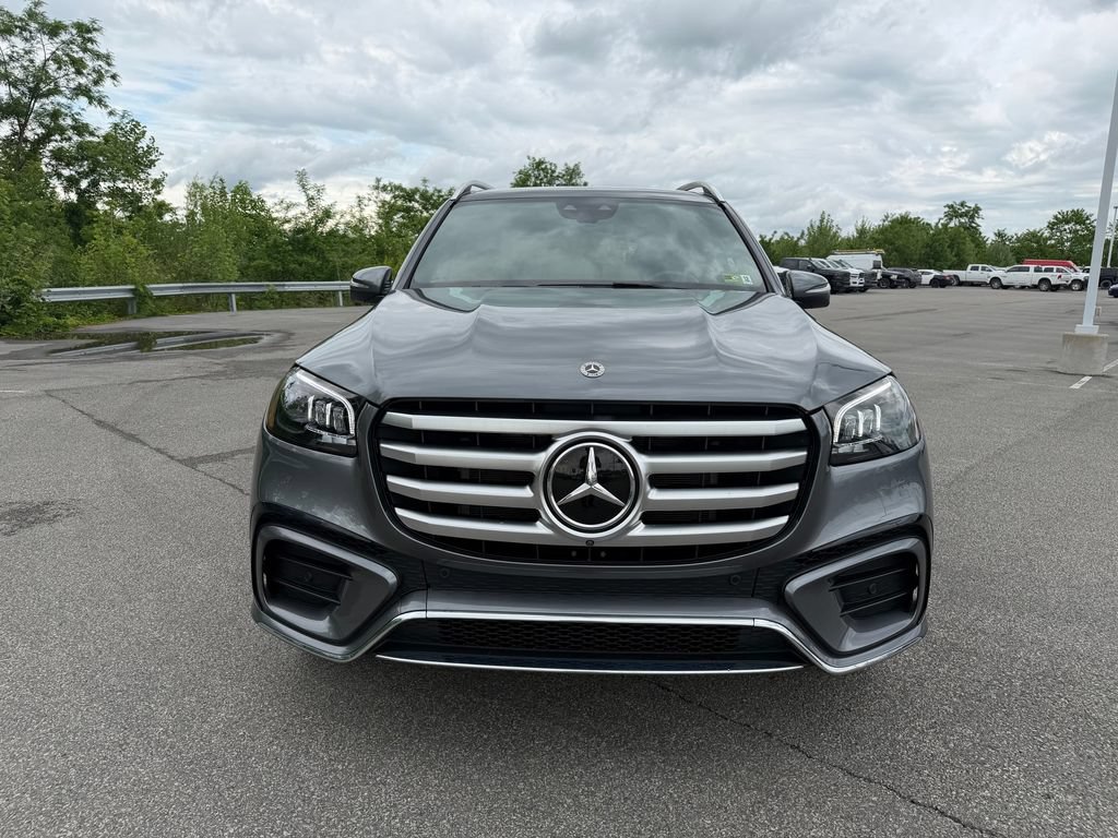 Used 2024 Mercedes-Benz GLS 450 4MATIC image 8