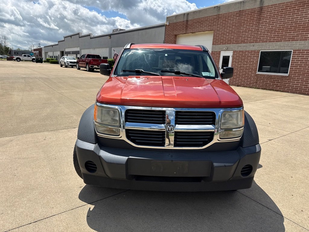 Used 2007 Dodge Nitro SXT AWD/4WD image 2