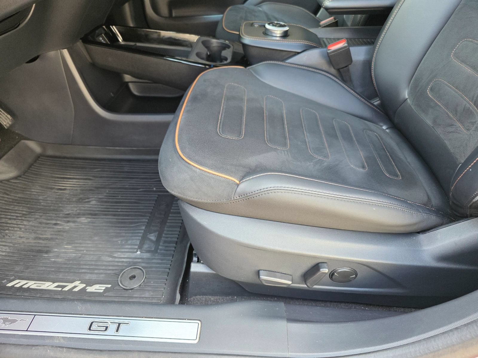 Used 2021 Ford Mustang Mach-E GT AWD/4WD image 22