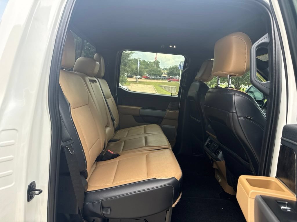 Used 2025 Ford F450 Lariat w/ Lariat Ultimate Package AWD/4WD image 10