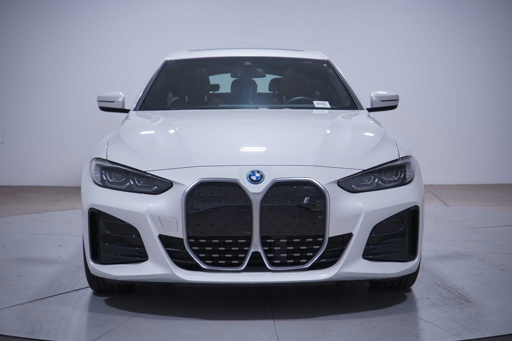 Used 2023 BMW i4 eDrive40 w/ M Sport Package image 4