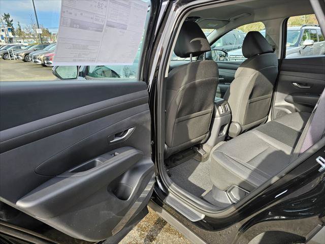 New 2026 Hyundai Tucson Blue SE w/ Tow & Go Package AWD/4WD image 13