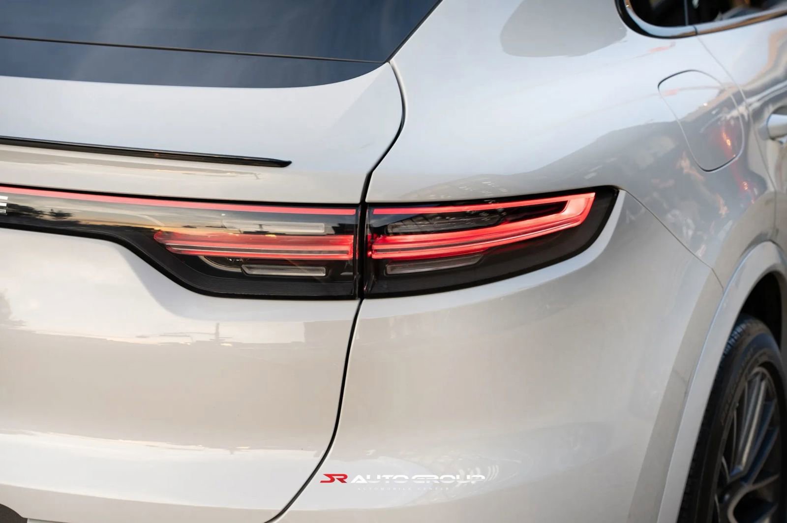 Used 2021 Porsche Cayenne Coupe image 9