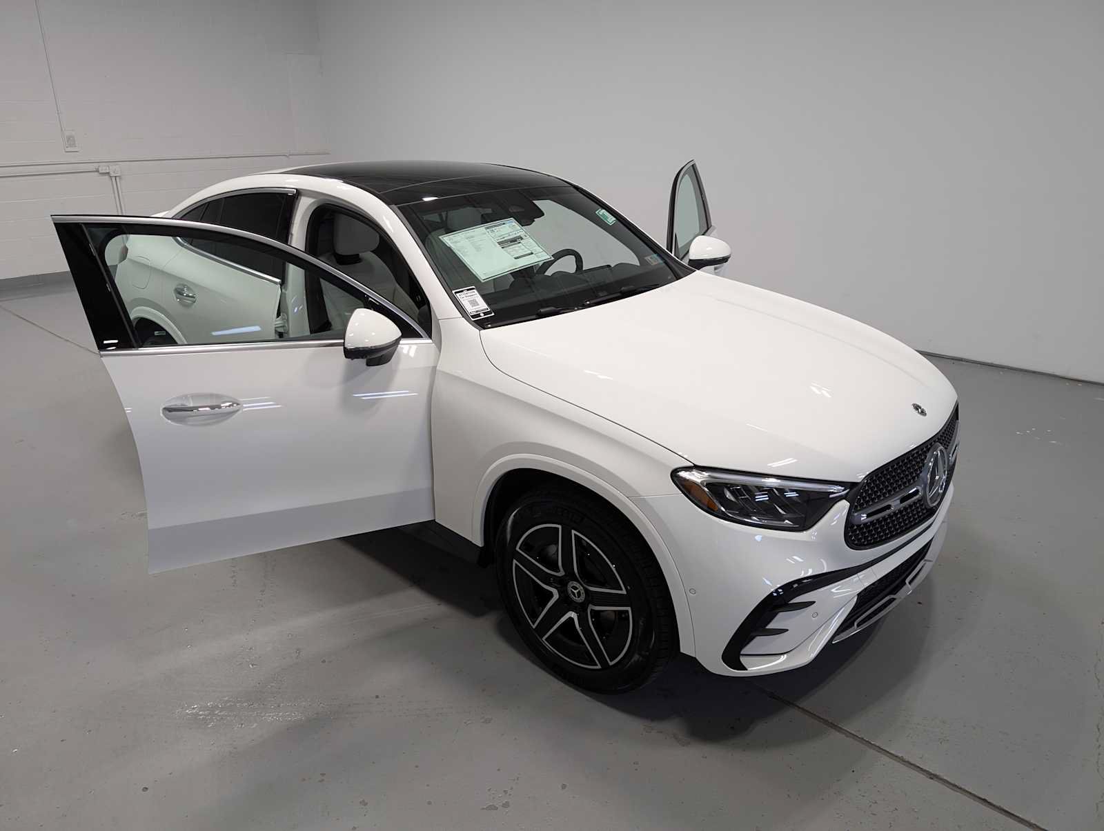 New 2026 Mercedes-Benz GLC 300 4MATIC image 14