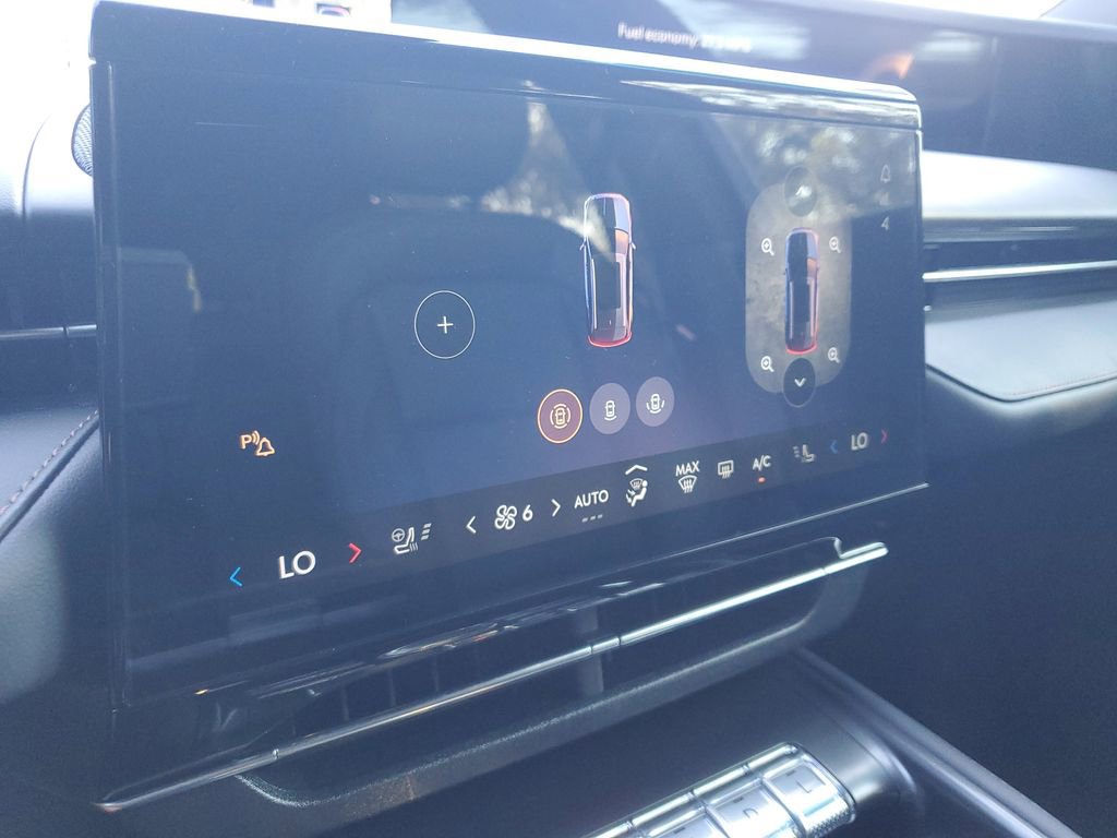 Used 2024 Lincoln Nautilus Premier w/ Jet Appearance Package image 34