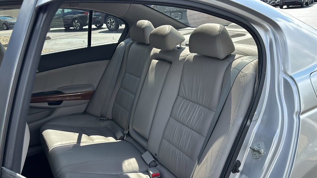 Used 2011 Honda Accord EX-L image 26