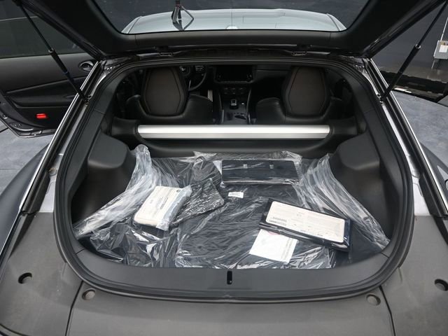 Used 2024 Nissan Z Performance w/ Floor Mat Package image 20