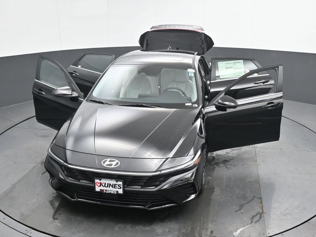 New 2026 Hyundai Elantra Limited FWD image 49