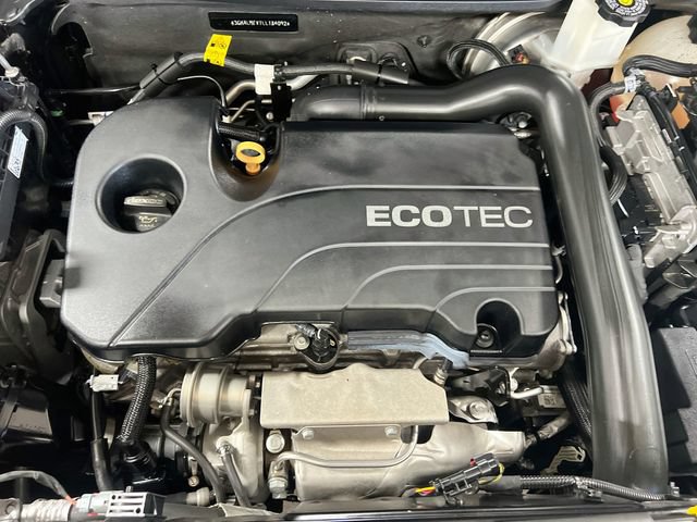 Used 2020 GMC Terrain SLE FWD image 29