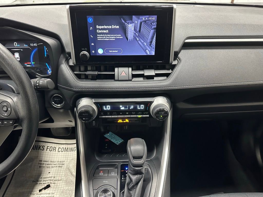 Used 2025 Toyota RAV4 XLE image 25
